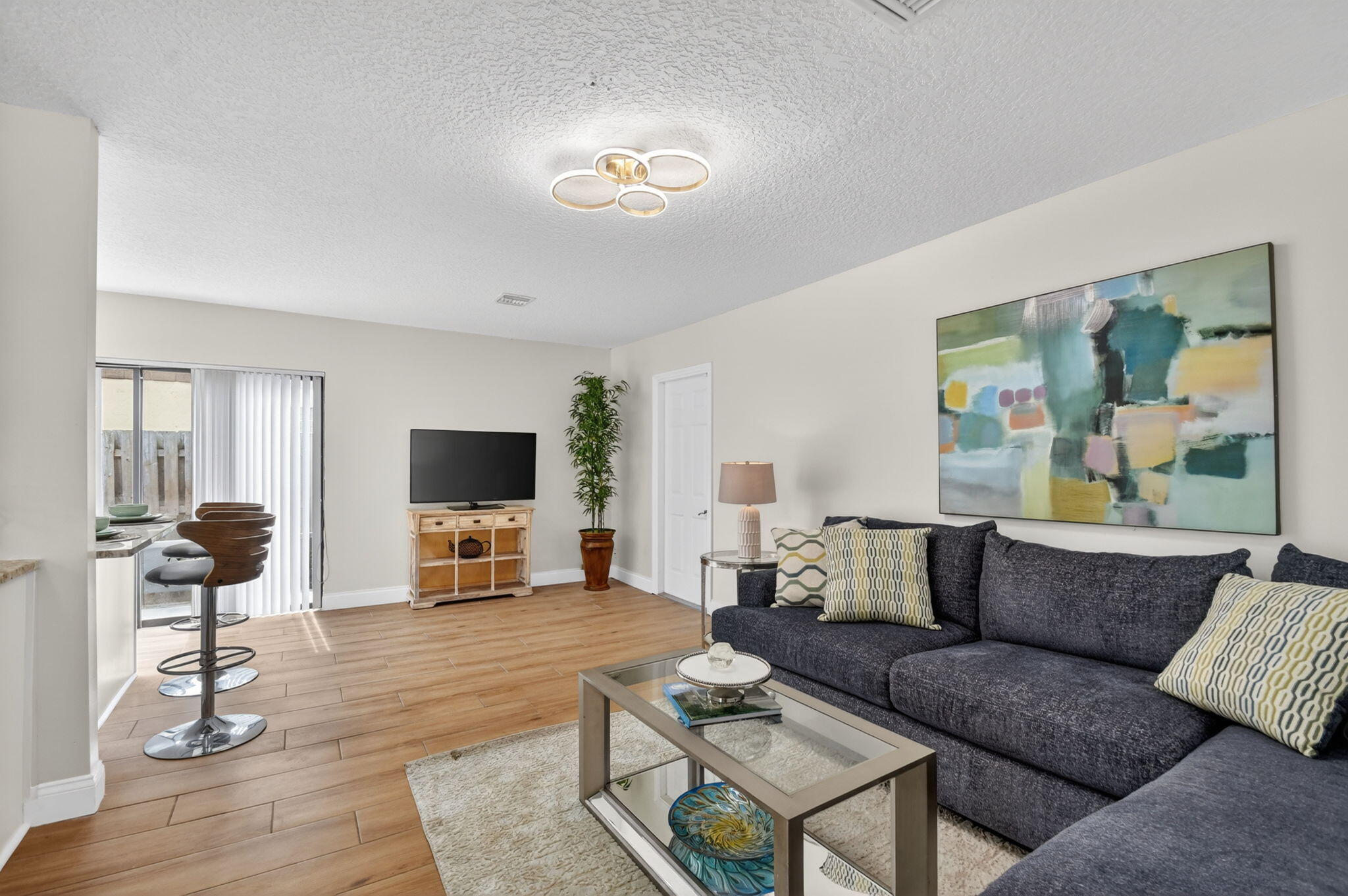 PINEWOOD EAST 2 OF WELLINGTON - Residential