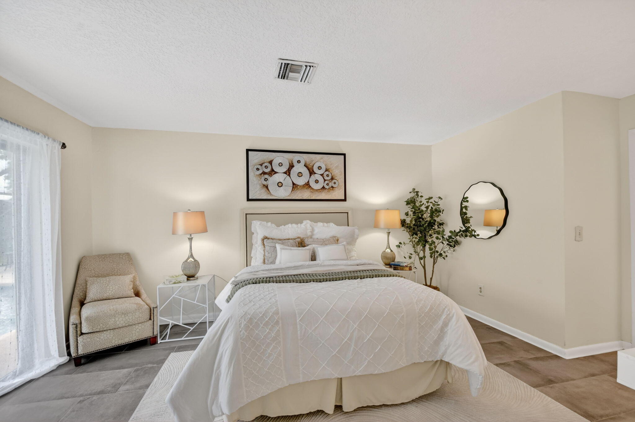 PINEWOOD EAST 2 OF WELLINGTON - Residential