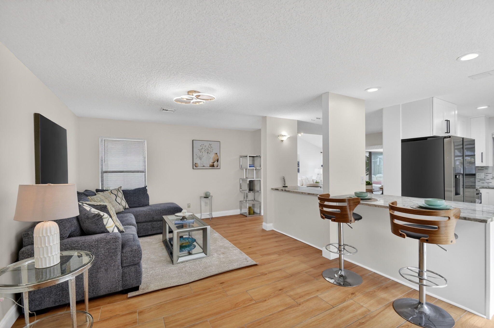 PINEWOOD EAST 2 OF WELLINGTON - Residential