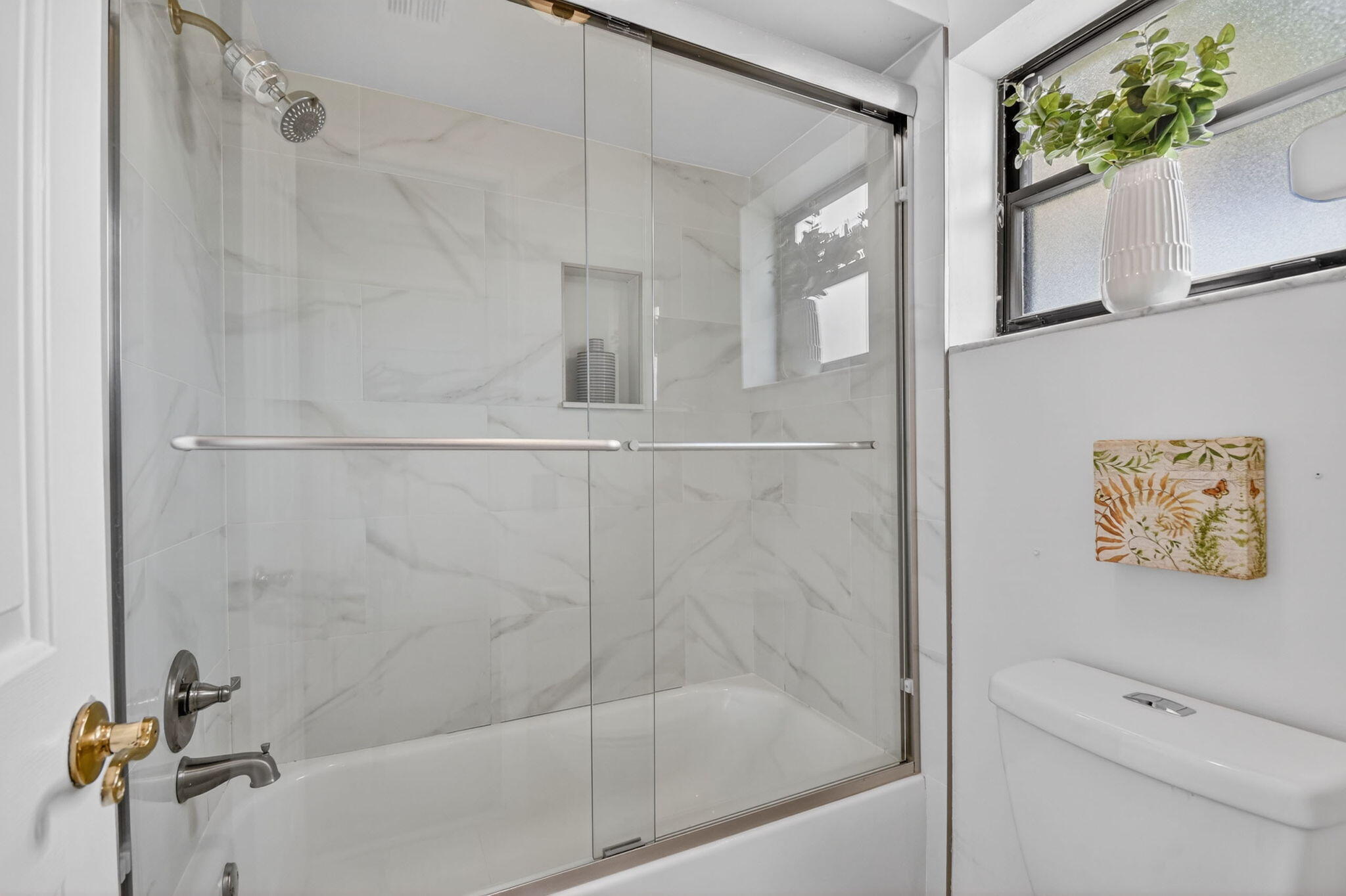 PINEWOOD EAST 2 OF WELLINGTON - Residential