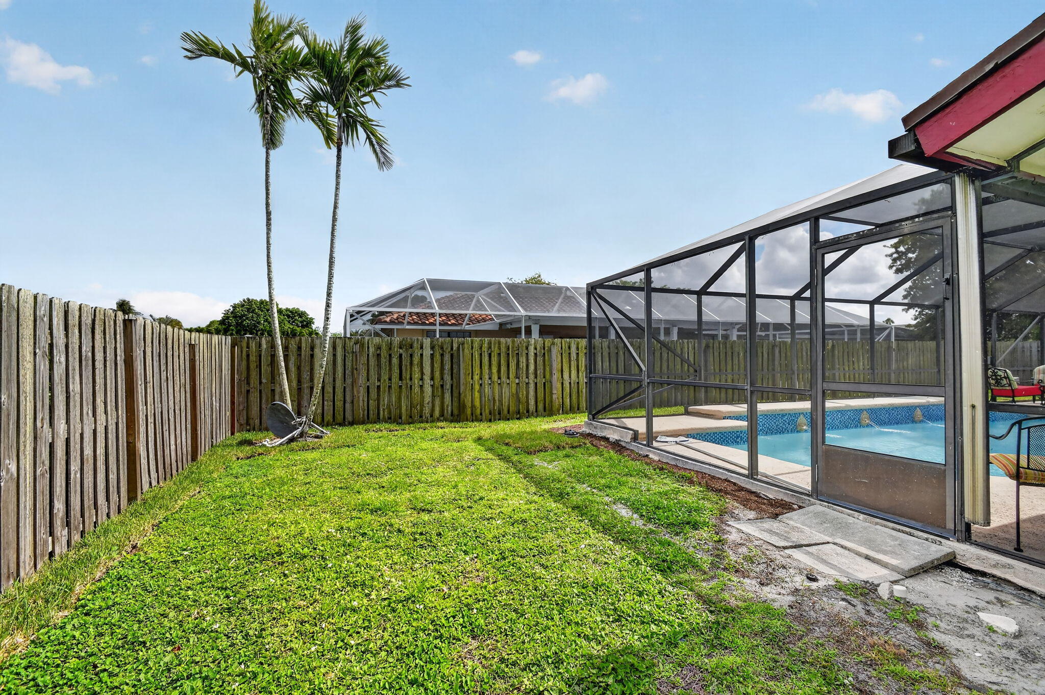 PINEWOOD EAST 2 OF WELLINGTON - Residential