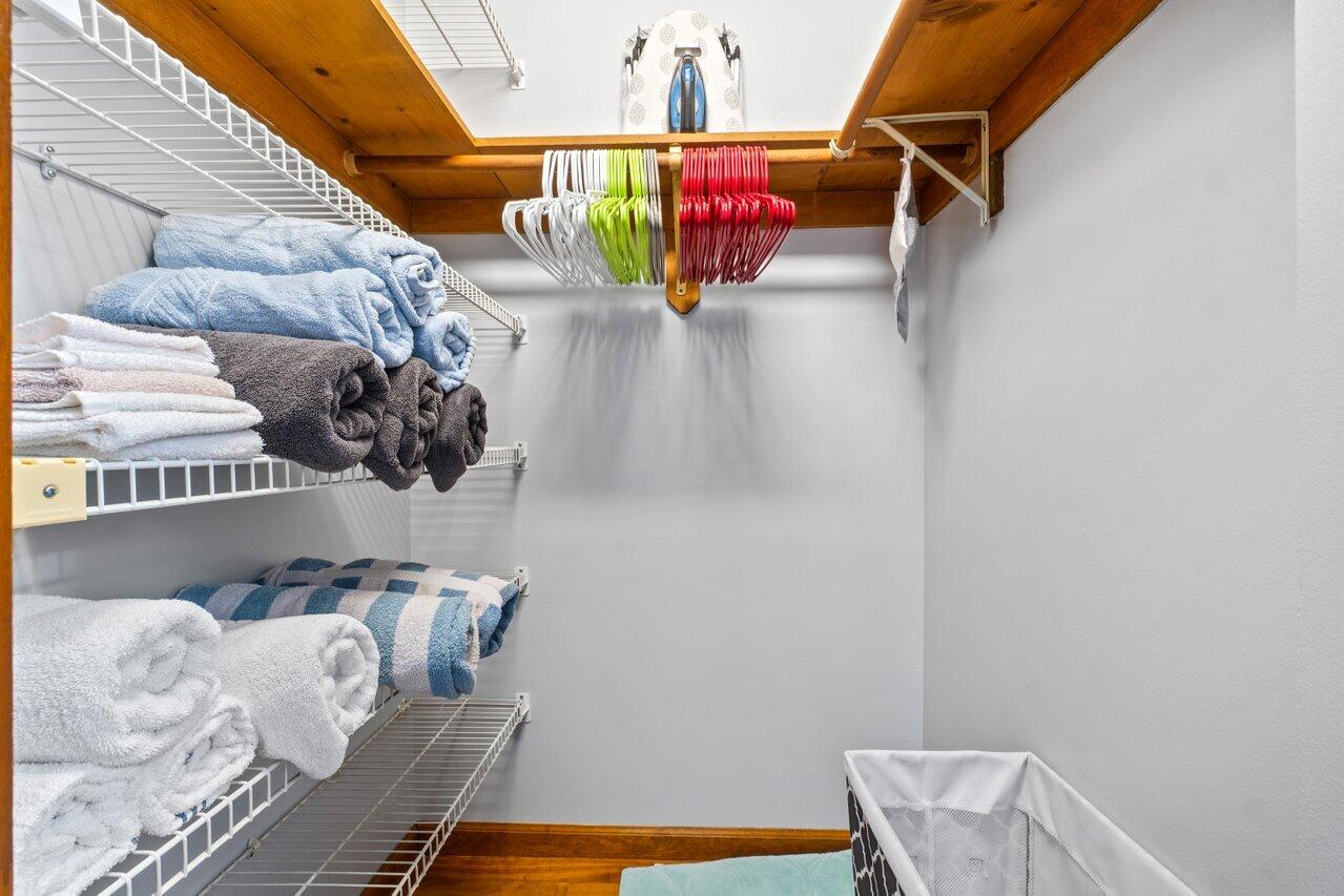 CYPRESS SHORES - Residential Lease