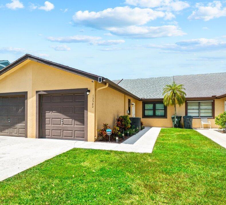 CYPRESS SHORES - Residential Lease