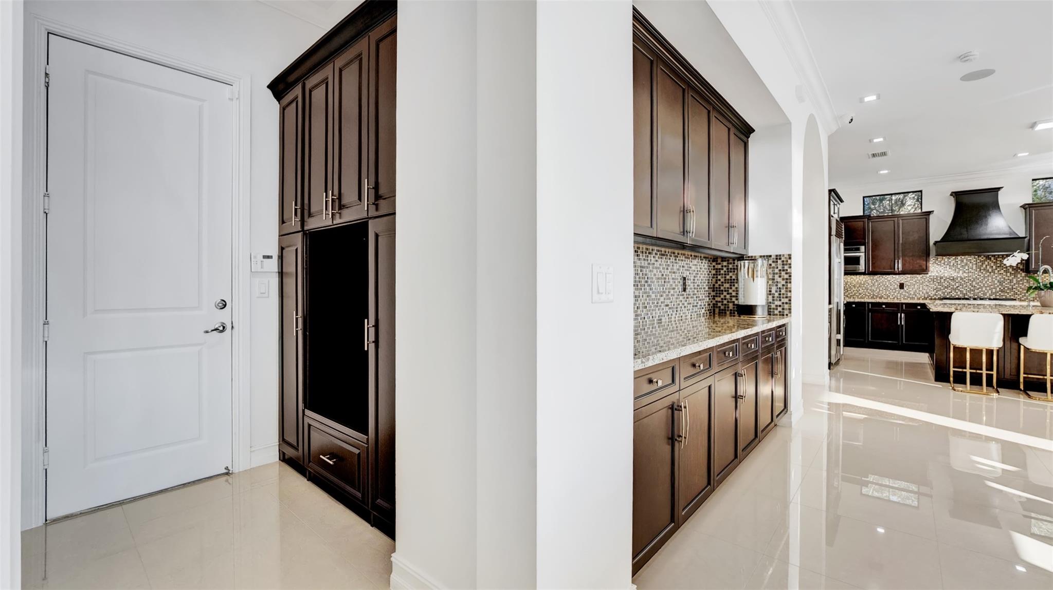 BRUSCHI PROPERTY - Residential
