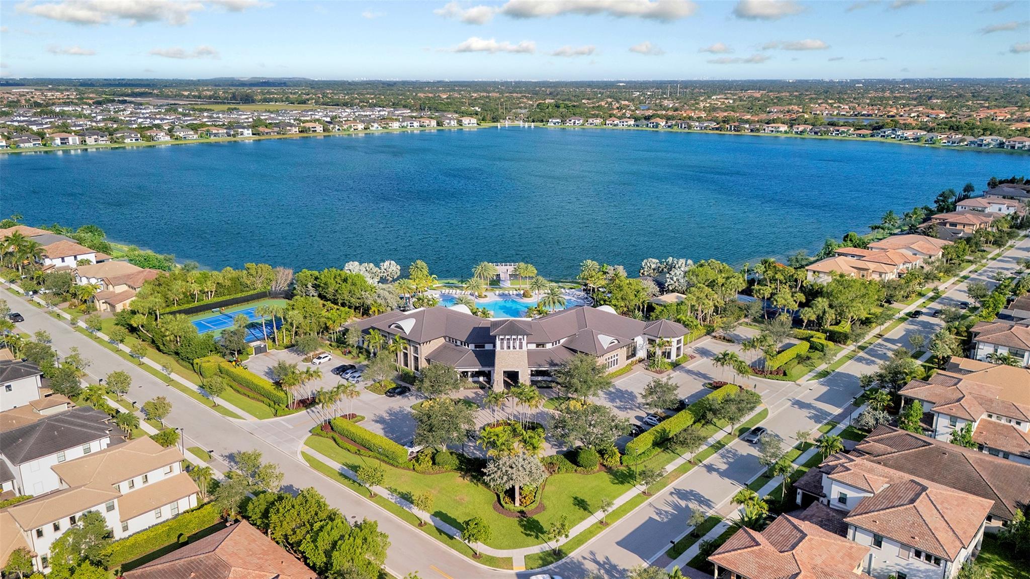 BRUSCHI PROPERTY - Residential