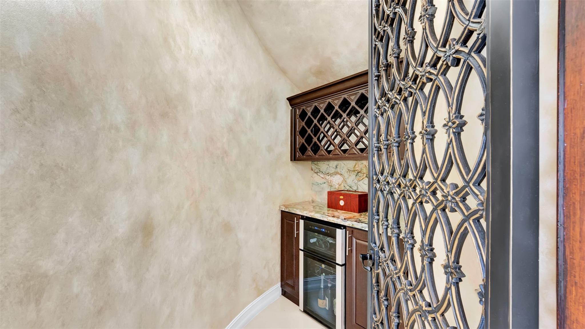 BRUSCHI PROPERTY - Residential