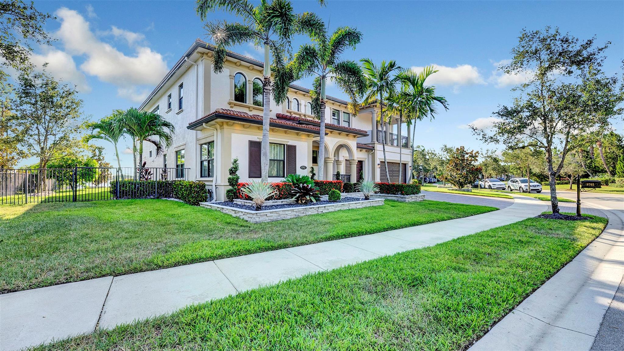 BRUSCHI PROPERTY - Residential