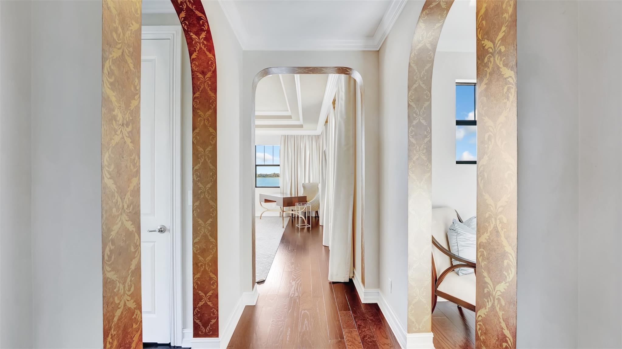 BRUSCHI PROPERTY - Residential