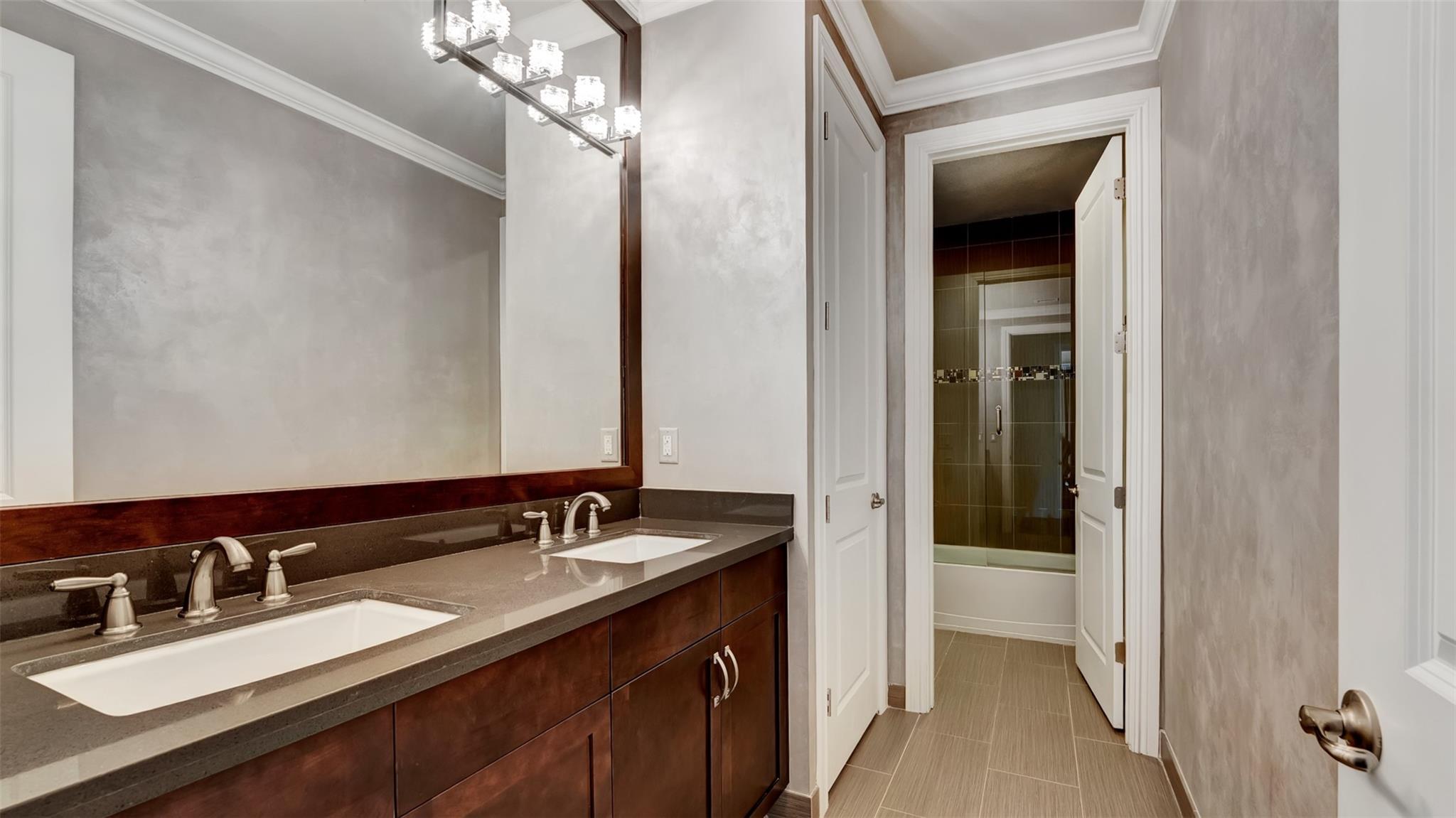 BRUSCHI PROPERTY - Residential