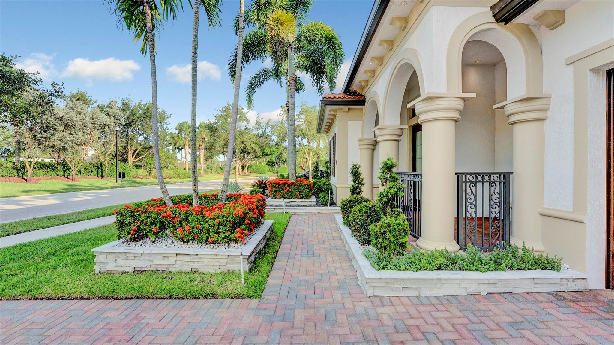 BRUSCHI PROPERTY - Residential