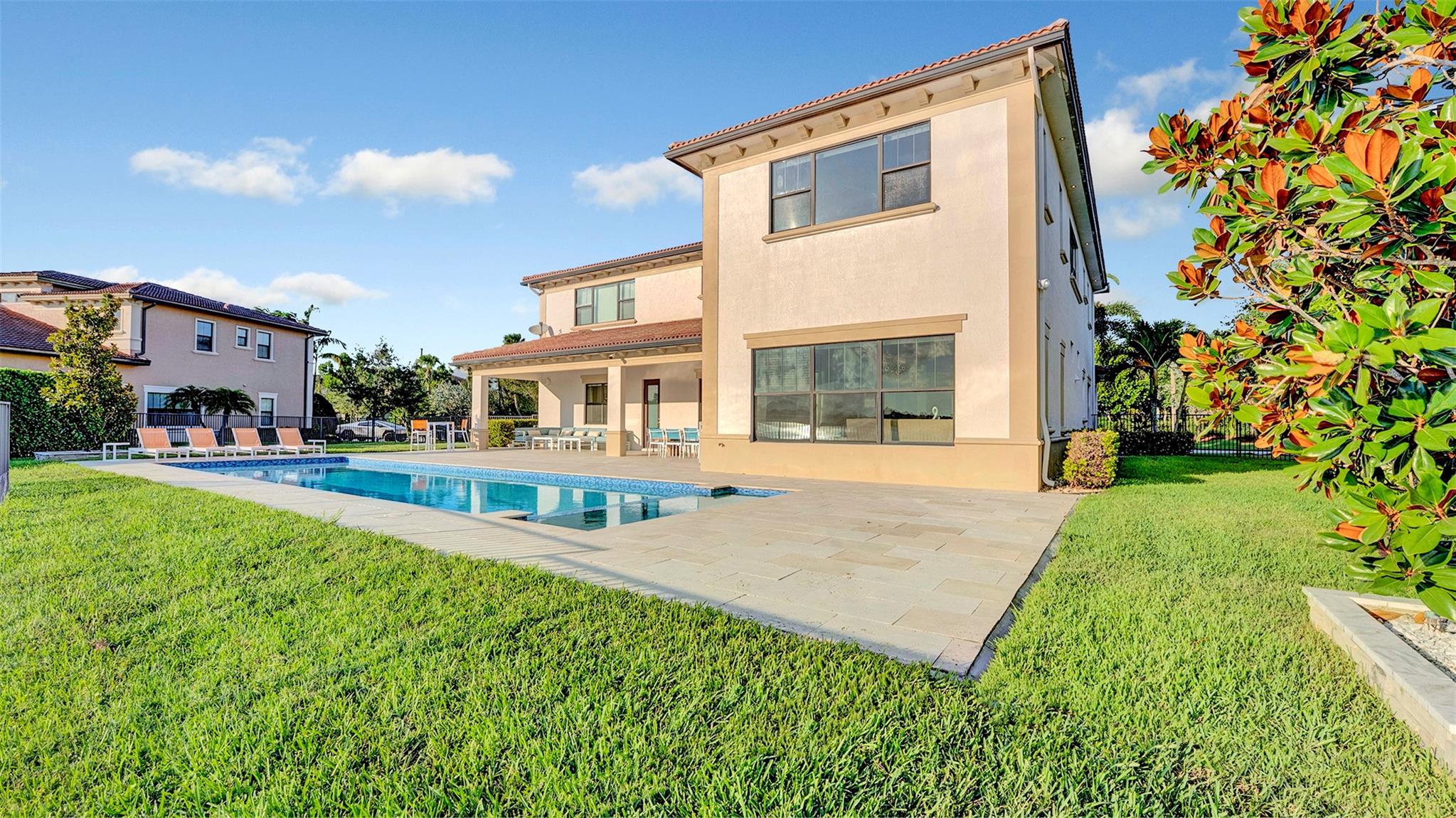 BRUSCHI PROPERTY - Residential