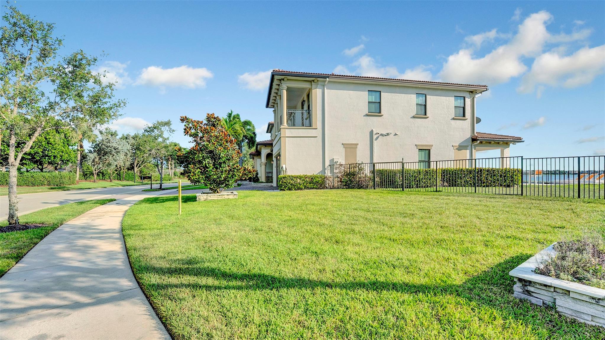 BRUSCHI PROPERTY - Residential