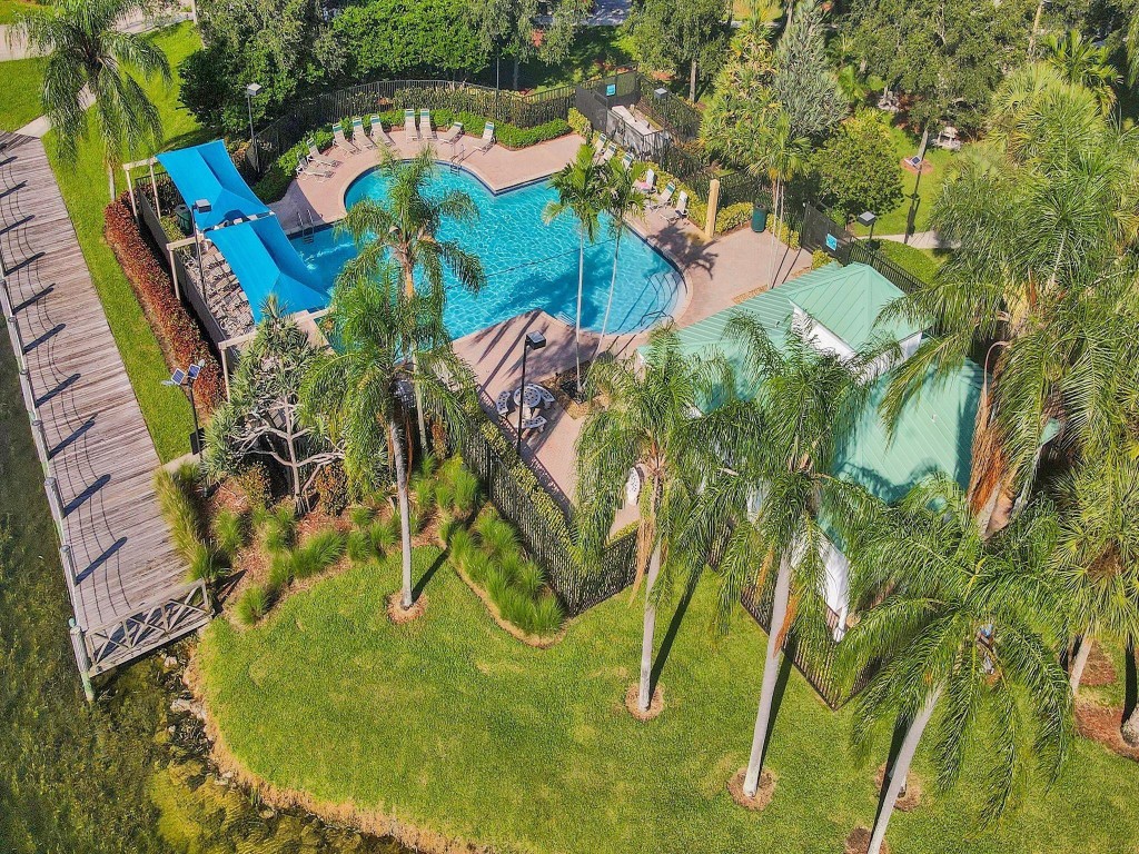 SILVER LAKES AT PEMBROKE - Residential Lease