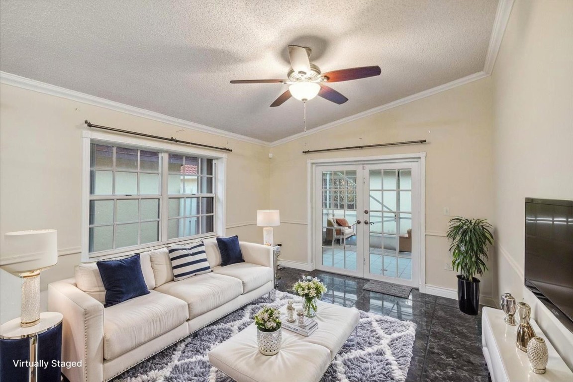 SILVER LAKES AT PEMBROKE - Residential Lease