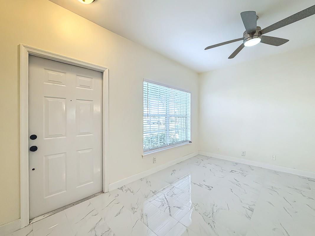 3172 SW 50th St