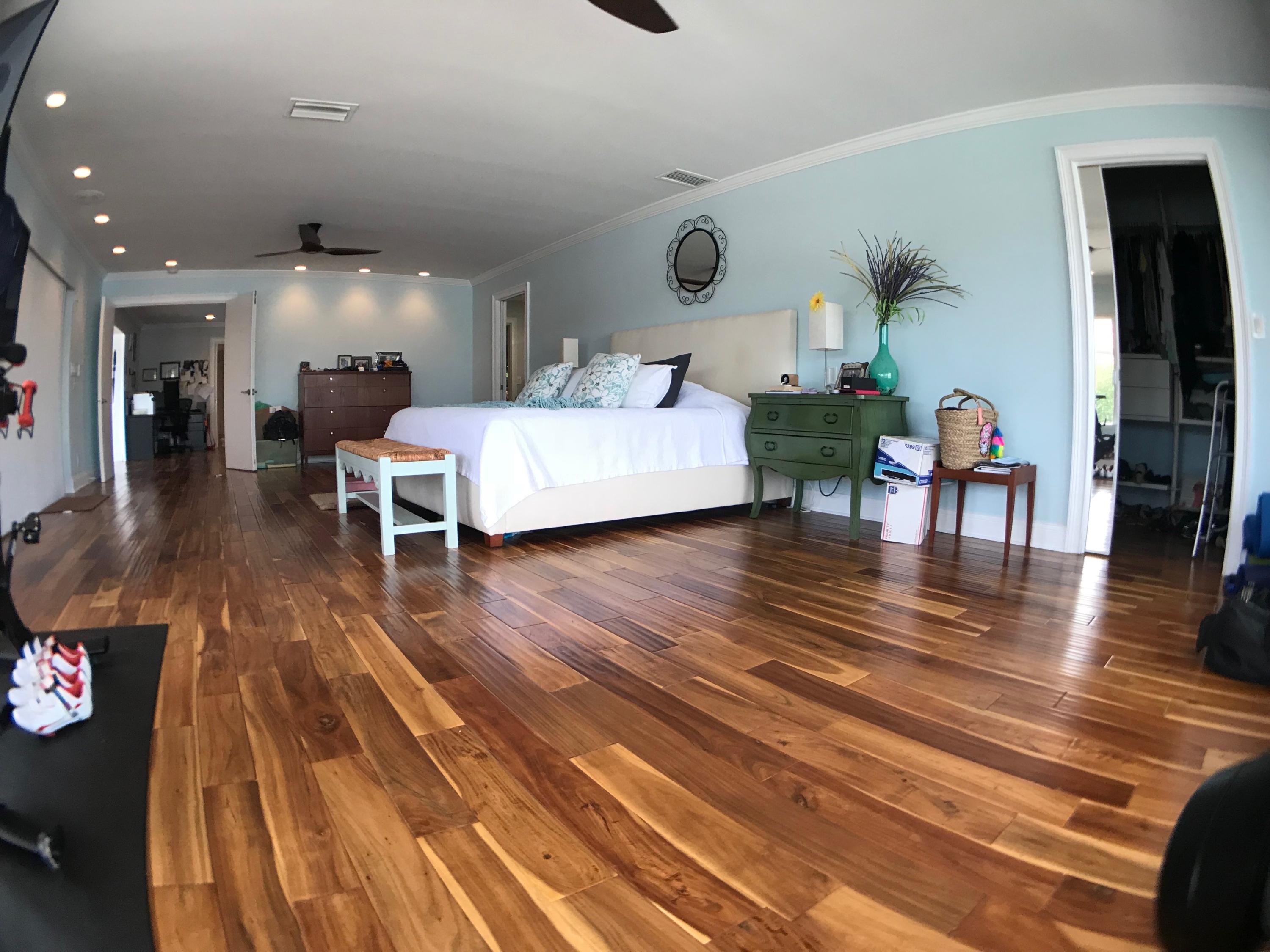 ROYAL PALM YACHT & COUNTR - Residential