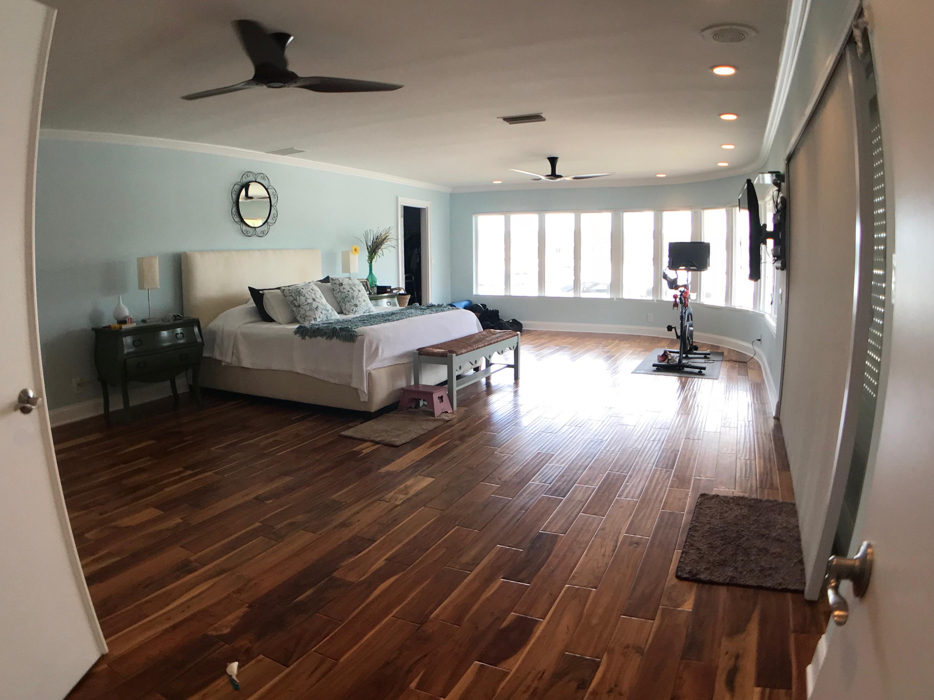 ROYAL PALM YACHT & COUNTR - Residential