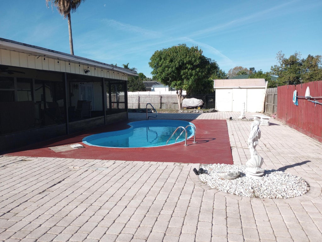 Photo of 191 SW Thanksgiving Avenue, Port Saint Lucie, FL 34984 (MLS # R10953547)