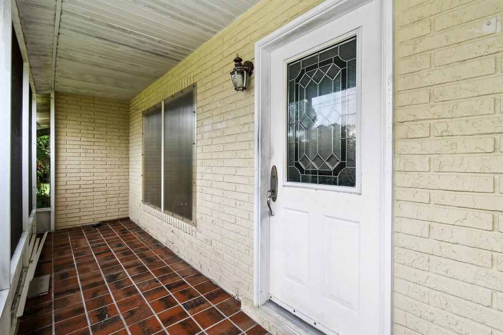 Photo of 7906 Pensacola Road, Fort Pierce, FL 34951 (MLS # R10949390)