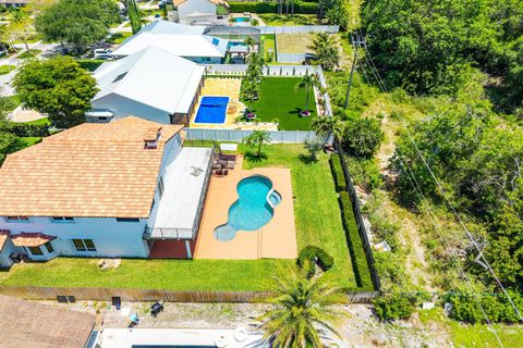 Tiny photo for 1560 SW 17th Street, Boca Raton, FL 33486 (MLS # B26030946)