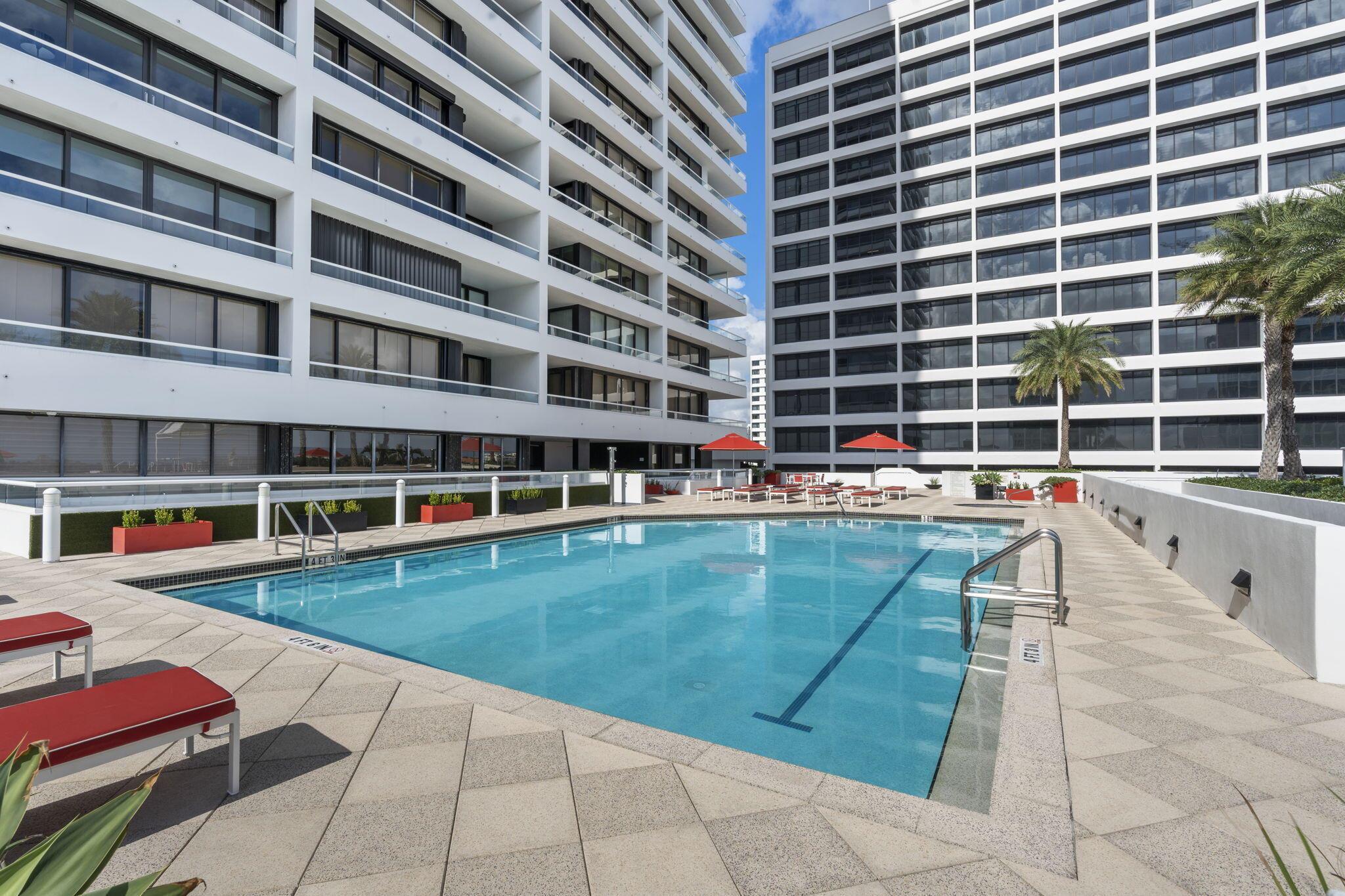 PLAZA OF THE PALM BEACHES - Residential