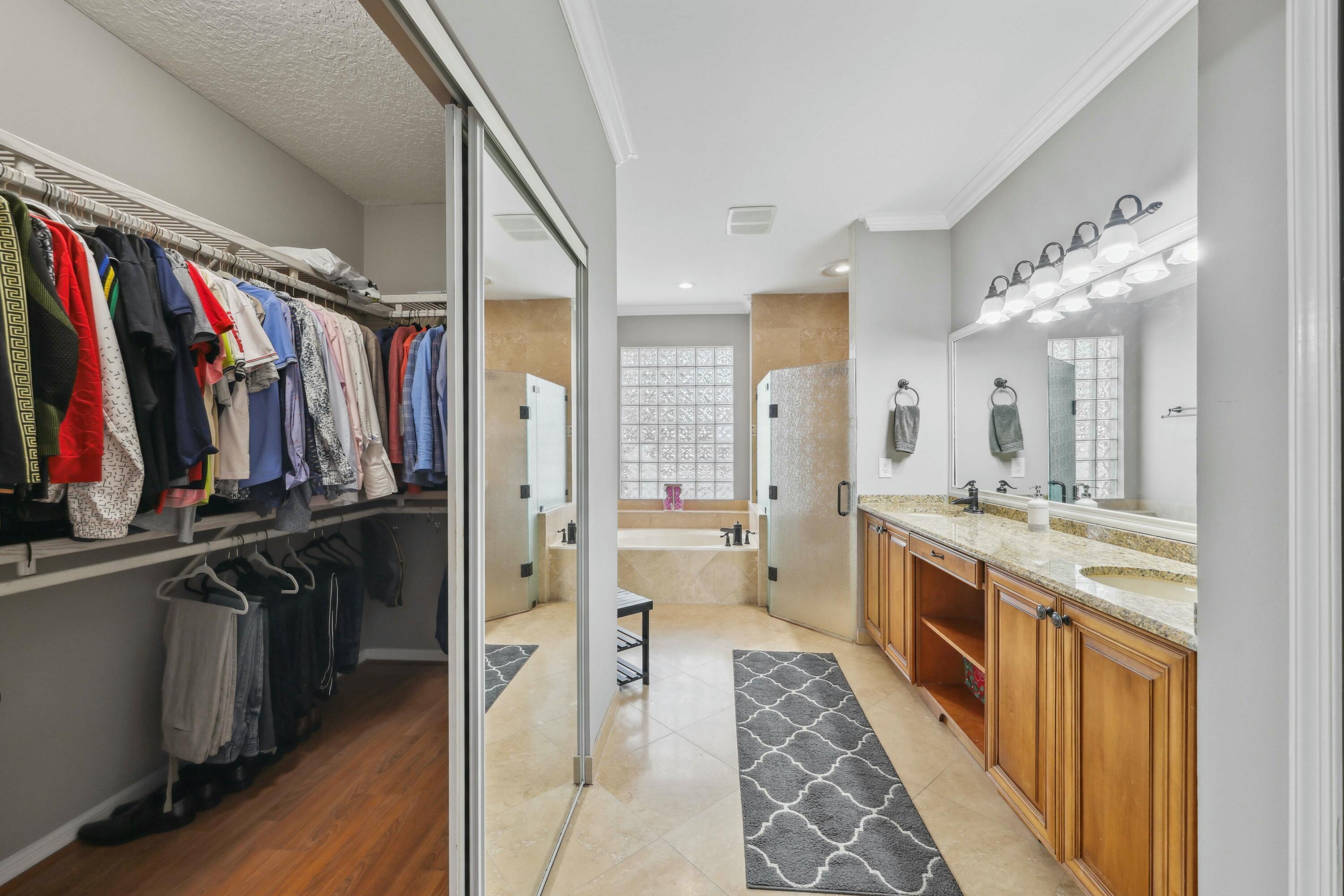 BOCA FALLS PAR T - Residential