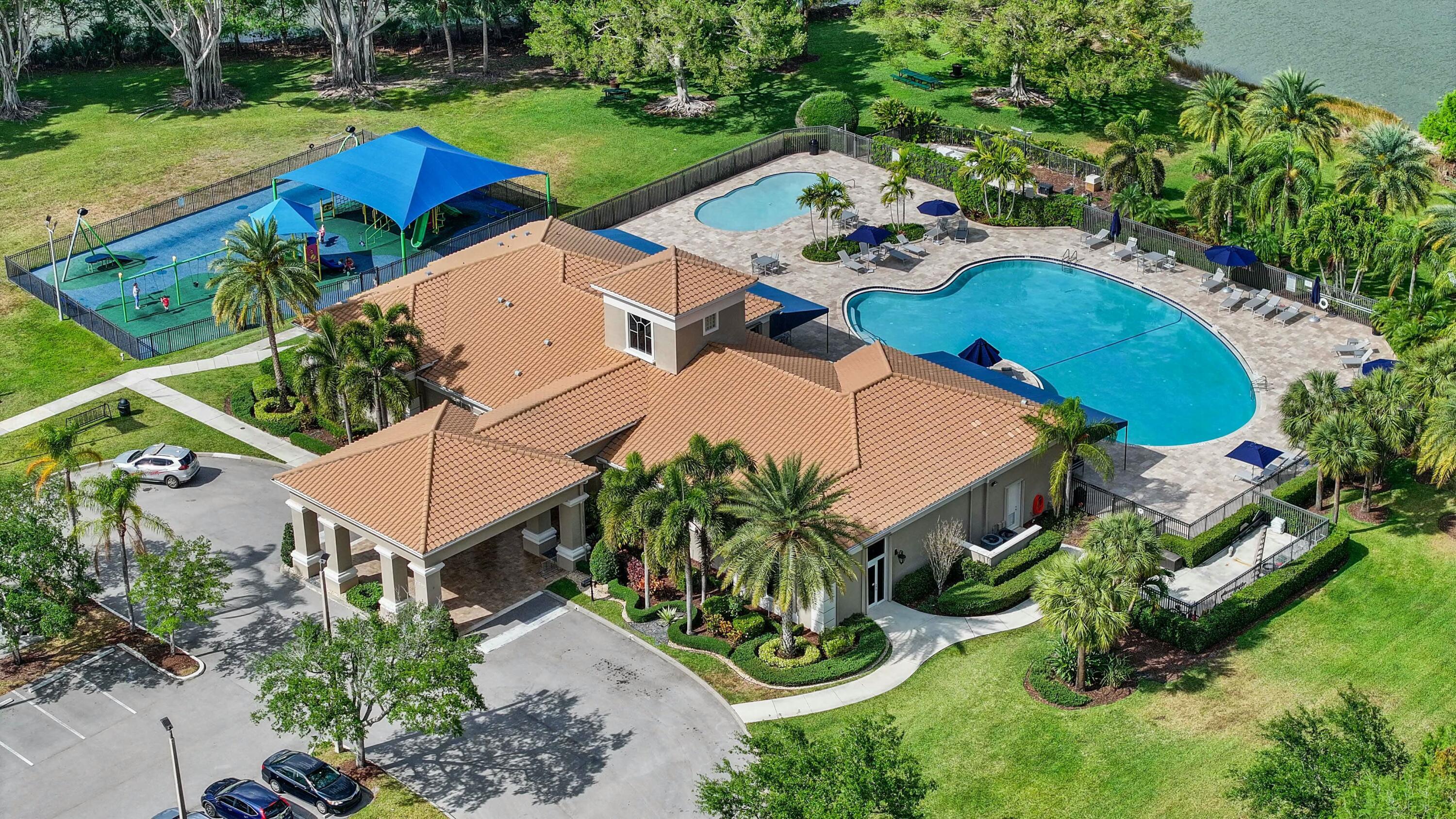 BOCA FALLS PAR T - Residential