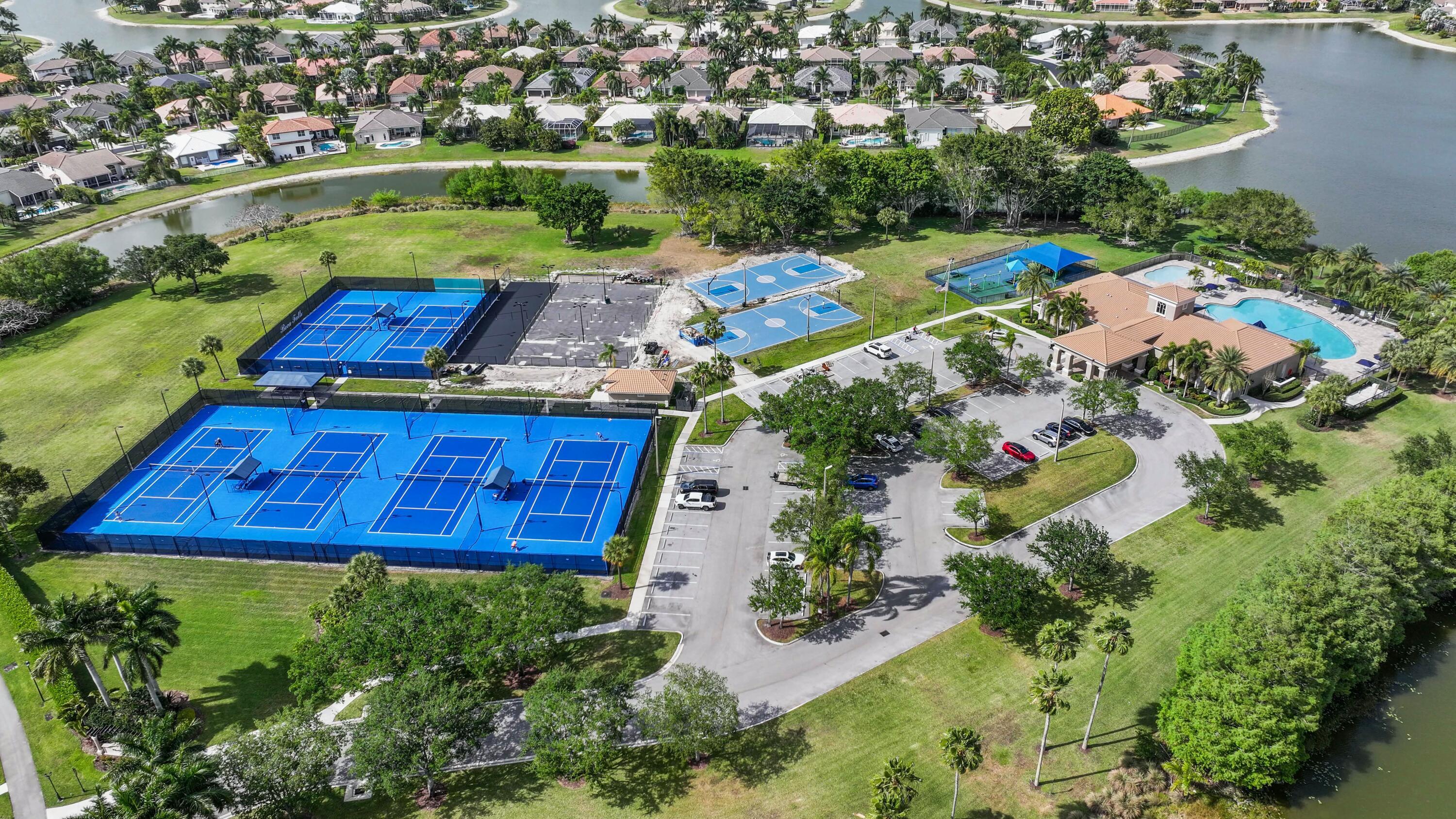 BOCA FALLS PAR T - Residential
