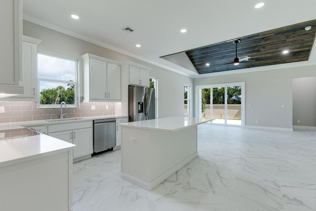 Photo of 2005 Bridgepointe Circle #97, Vero Beach, FL 32967 (MLS # R11033970)