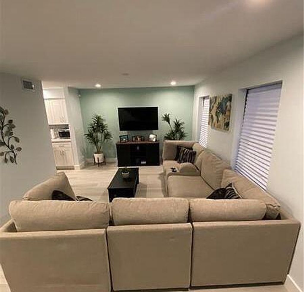 Photo of 42 Madrid Lane #7-16, Davie, FL 33324 (MLS # B26023164)