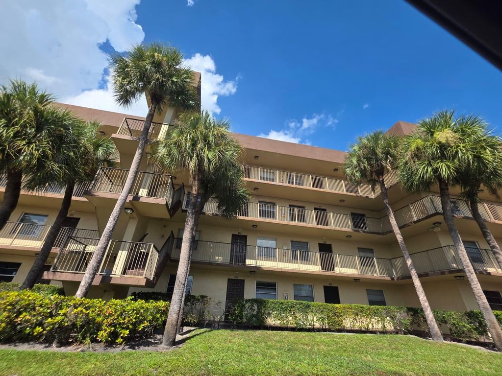 Photo of 3101 NW 47th Terrace #121, Lauderdale Lakes, FL 33319 (MLS # F10535837)
