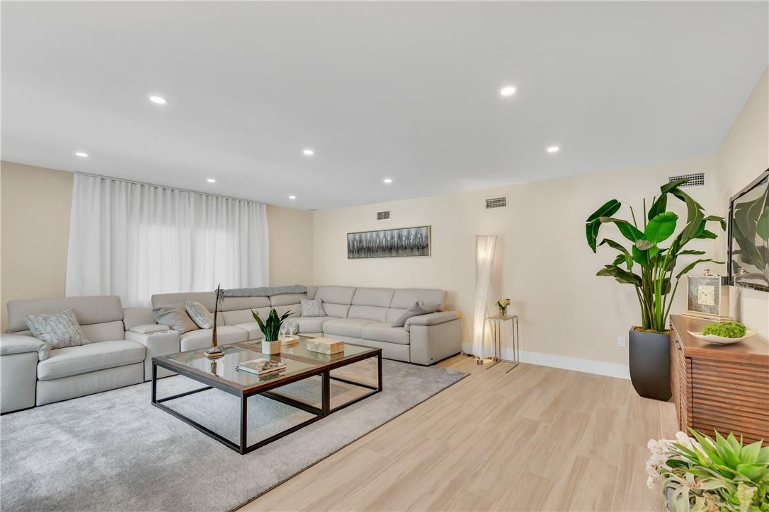 RIO VISTA 1-18 B - Residential