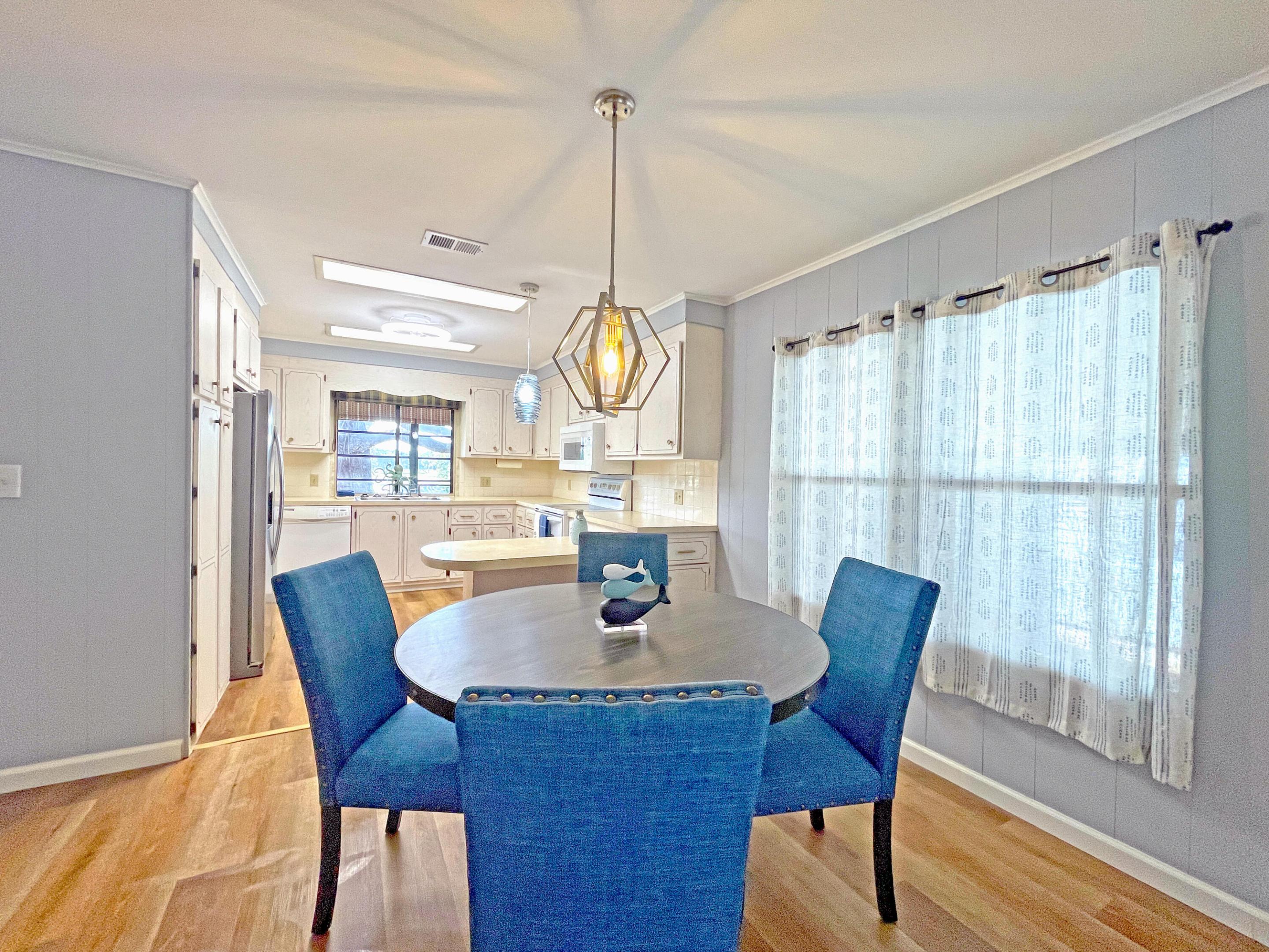 7660 SE Shenandoah Drive SE