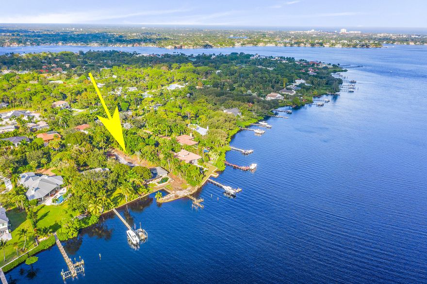 Perfect opportunity to build your dream on on the highly sought after Pennock Point Road.