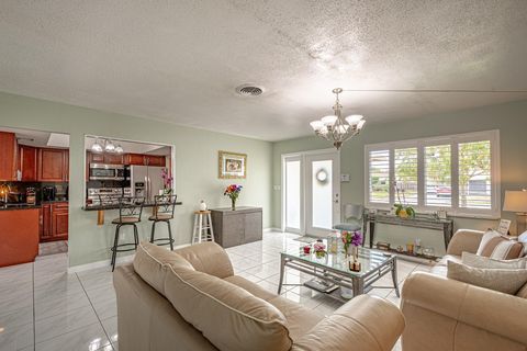 A home in Oakland Park