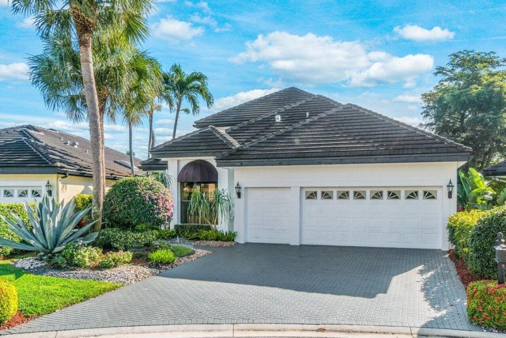 Photo of 5529 Steeple Chase, Boca Raton, FL 33496 (MLS # R10945204)