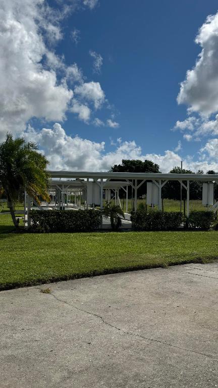 Oasis Village - Residential