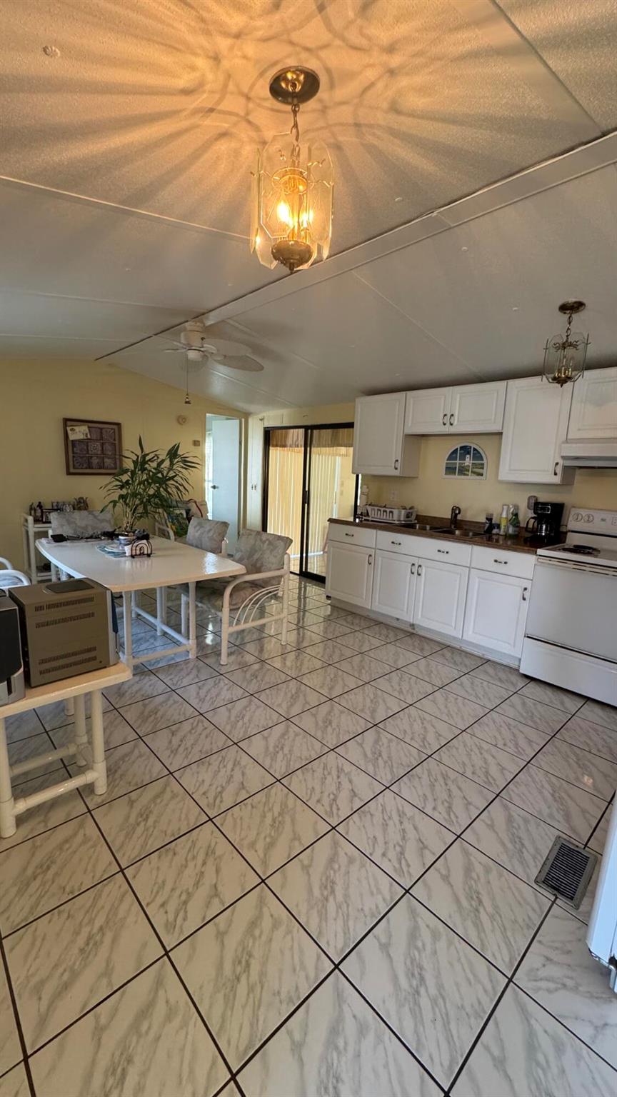 Oasis Village - Residential