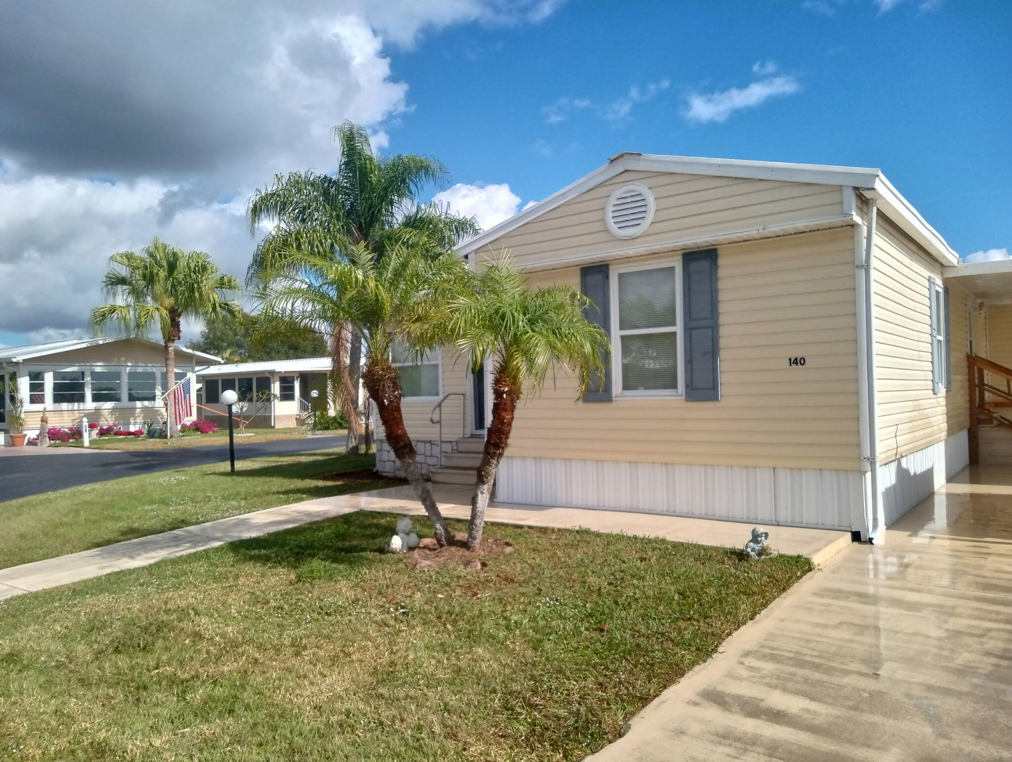 1601 SE Us Highway 441 140