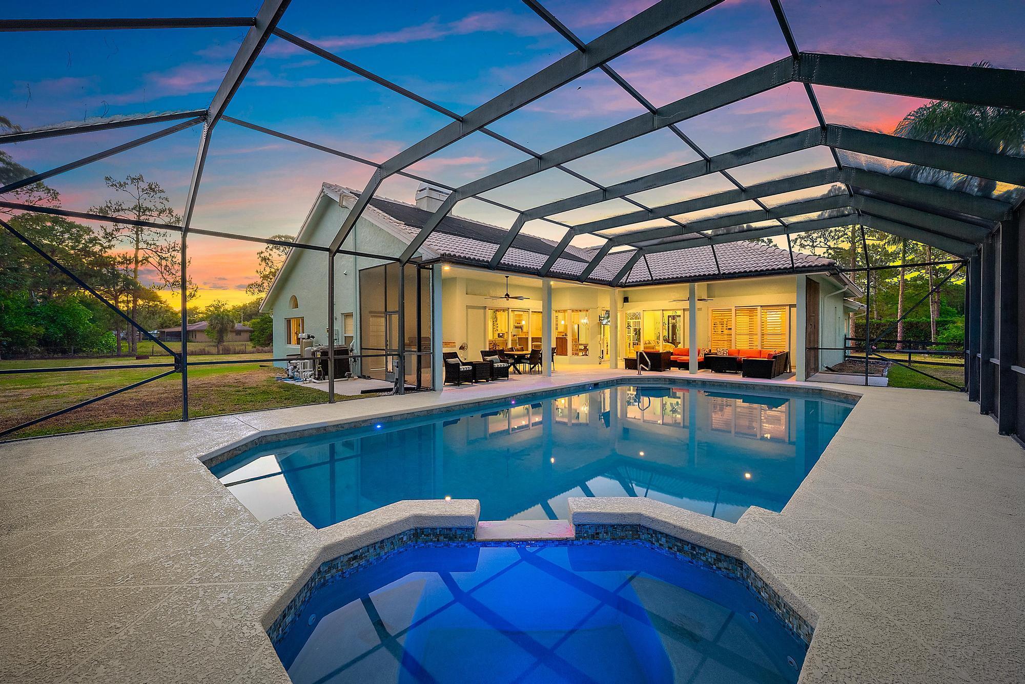 10842 S Dogwood Trail