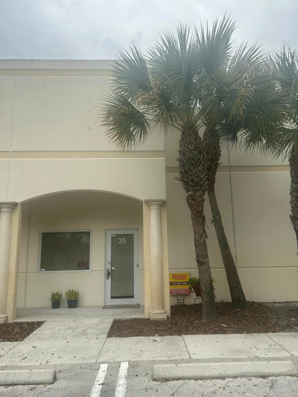 Photo of 581 N 105th Ave Ave N #35, Royal Palm Beach, FL 33411 (MLS # B26003976)