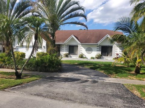 Single Family Residence in Lauderhill FL 7177 49th St St.jpg