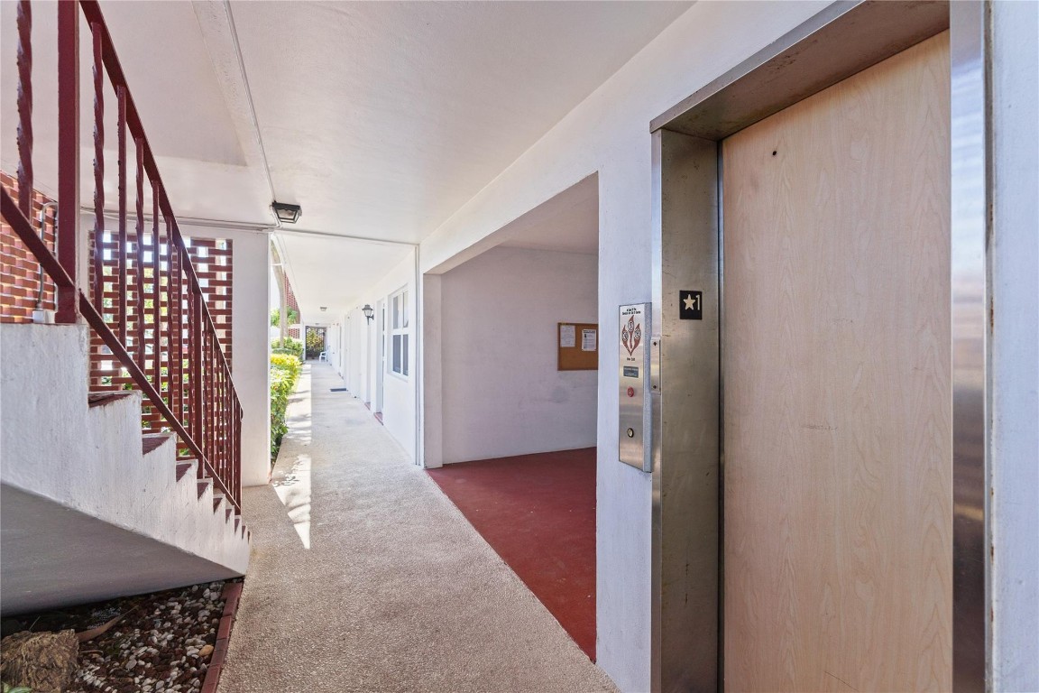 2050 NE 39th Street 302E