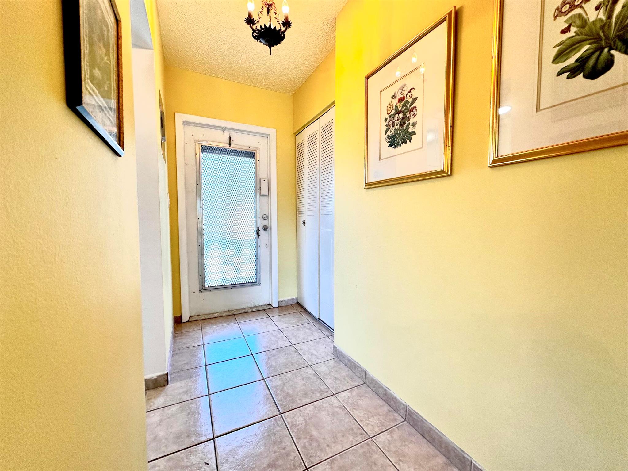 UMBRA GARDENS CONDO - Residential