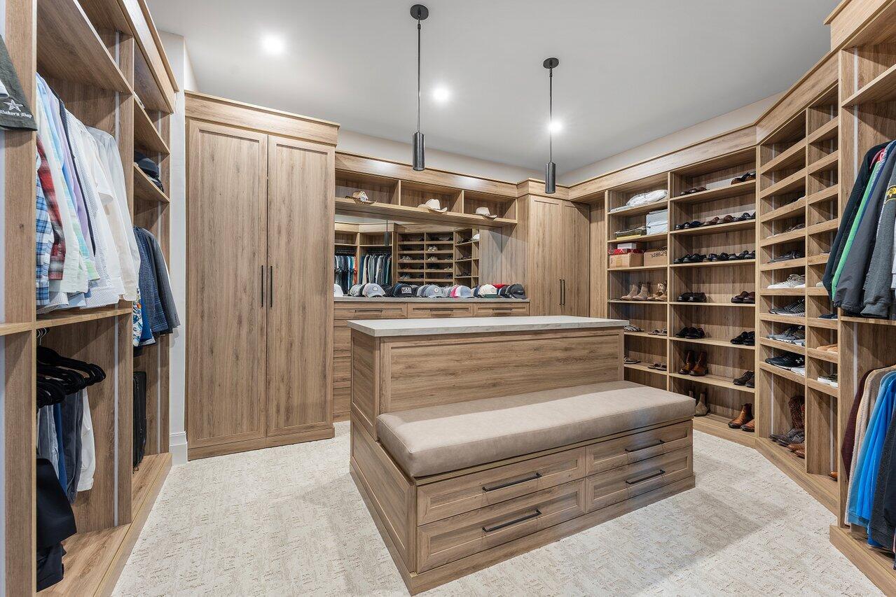 CASSEEKEY ISLAND AT JONATHANS LANDING - Residential