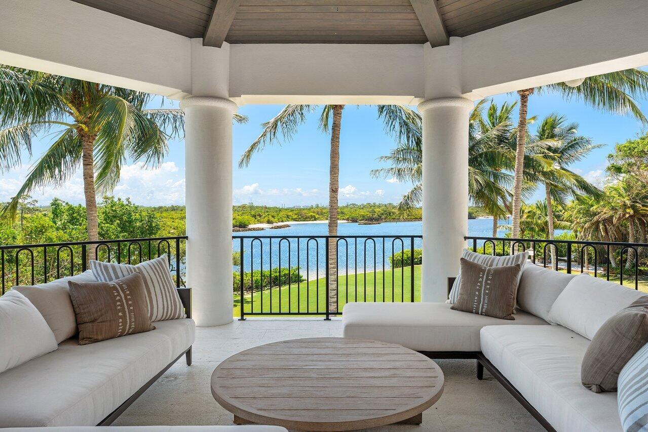 CASSEEKEY ISLAND AT JONATHANS LANDING - Residential