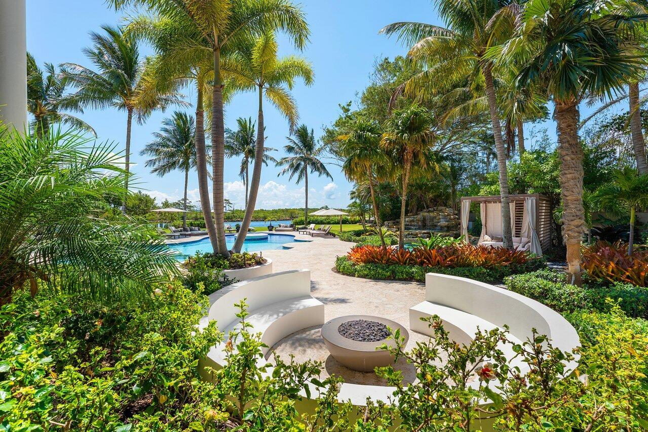 CASSEEKEY ISLAND AT JONATHANS LANDING - Residential