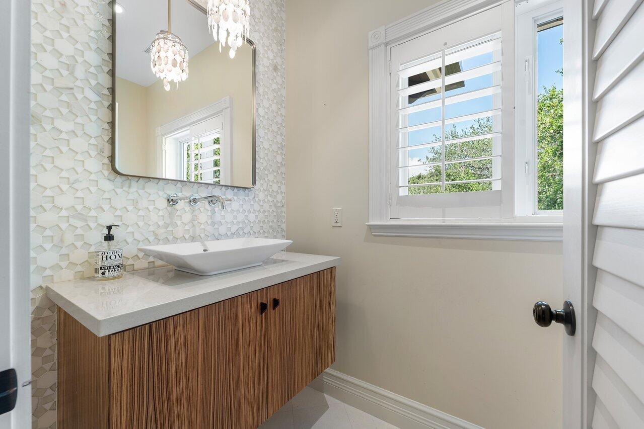 CASSEEKEY ISLAND AT JONATHANS LANDING - Residential