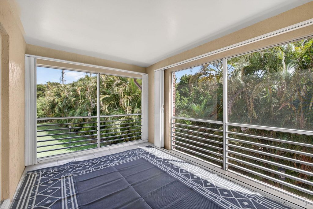 Photo of 12416 Fl A1aalt, Palm Beach Gardens, FL 33410 (MLS # B26019352)