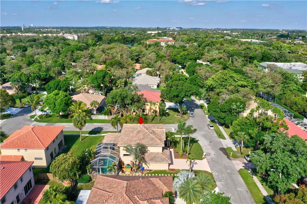 Boulevard Forest 113-39 B - Residential